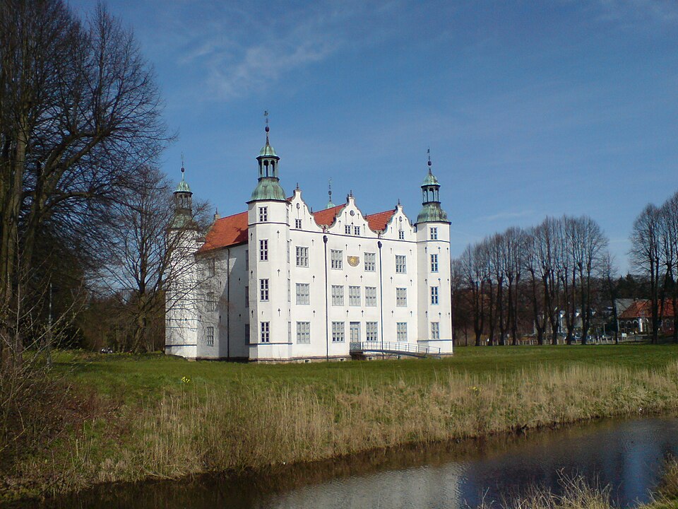 Innenstadt von Ahrensburg, Schleswig-Holstein – Region für Umzugsunternehmen-Vergleich
