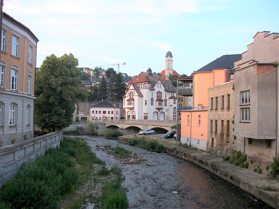 Stadtbild Aue-Bad Schlema, Sachsen – Umzugsfirmen und Umzugsservice in der Region