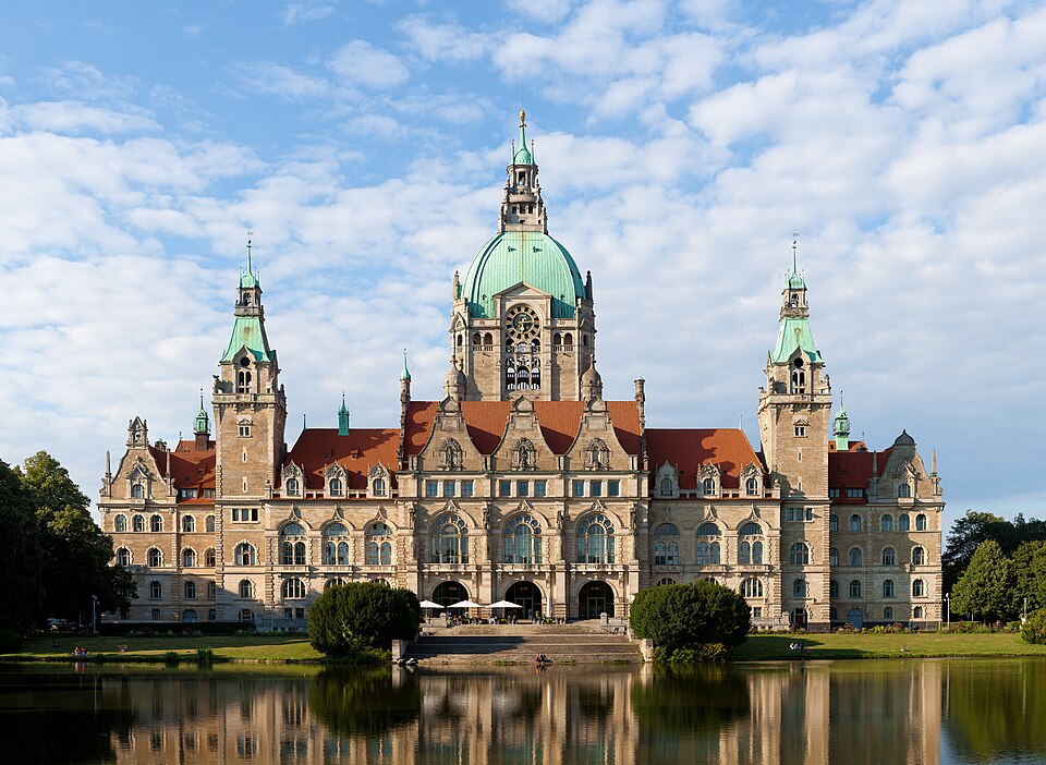 Stadtansicht von Hannover in Niedersachsen – Umzugsunternehmen und Umzugsfirmen vor Ort finden