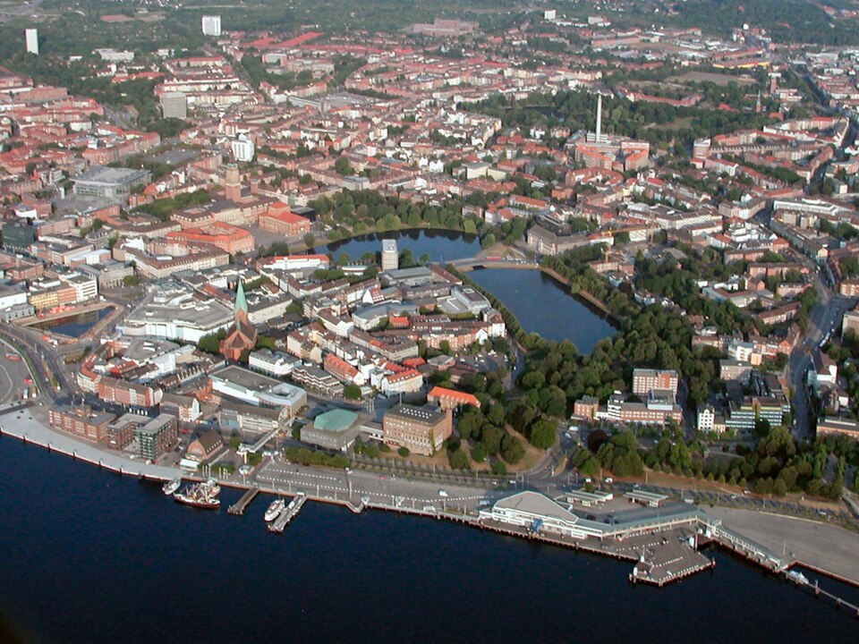 Stadtbild Kiel, Schleswig-Holstein – Umzugsfirmen und Umzugsservice in der Region
